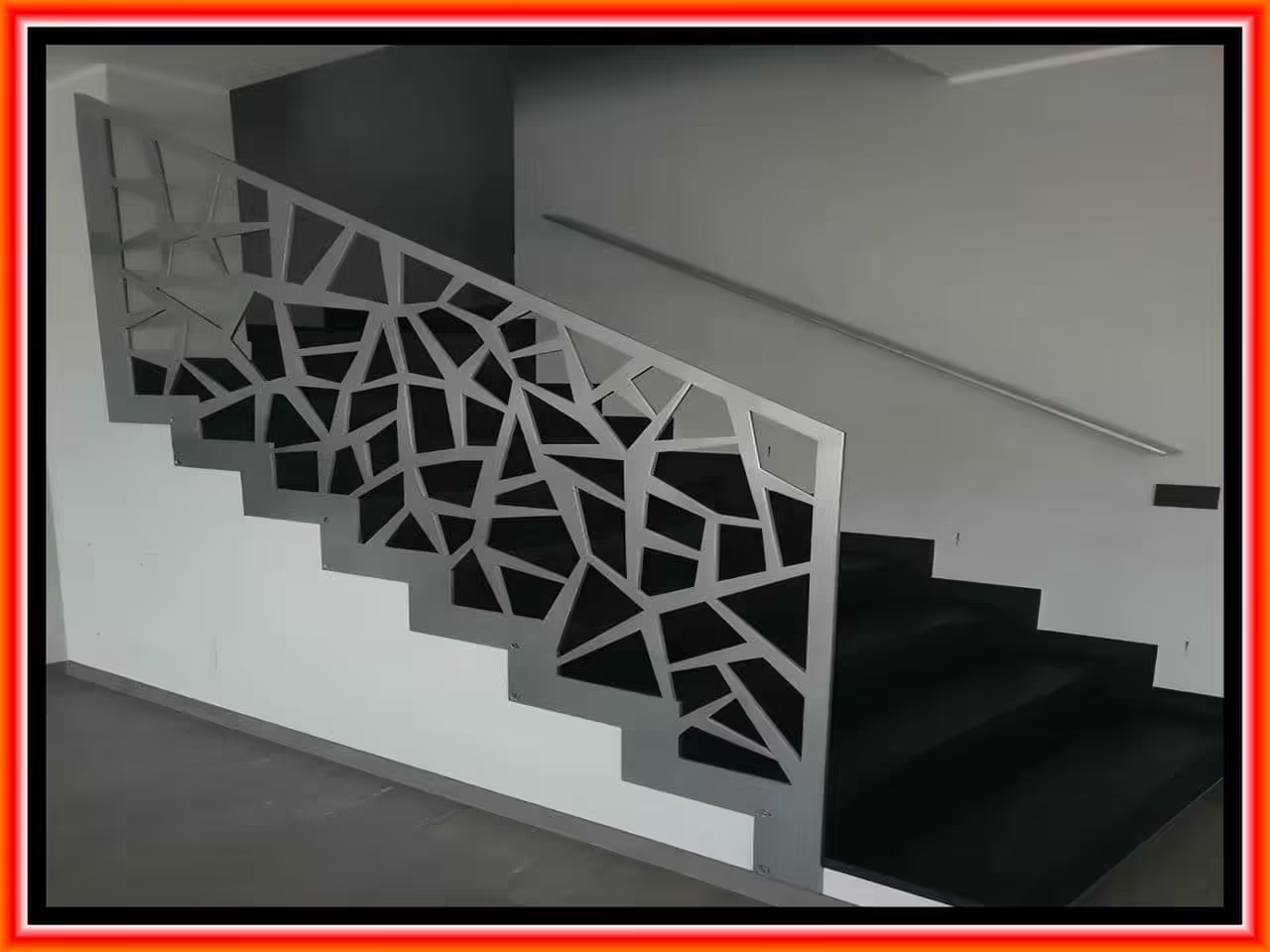 حفاظ سی ان سی ساختمانی