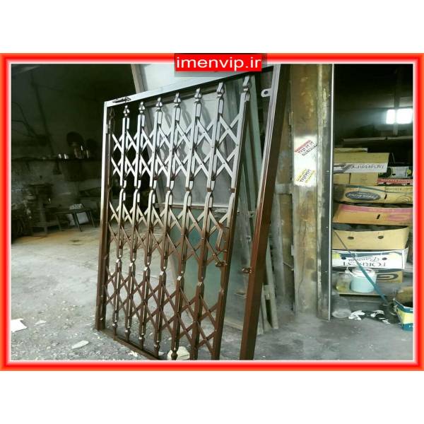 نمایشگاه درب آکاردئونی