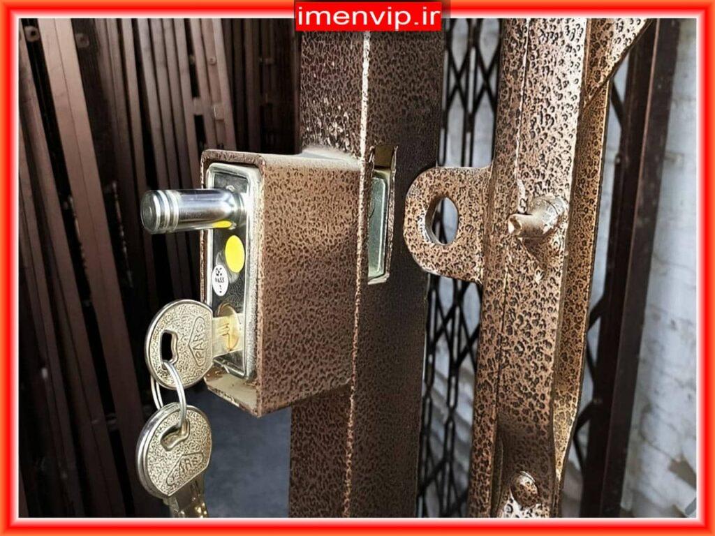 افزایش امنیت آپارتمان با حفاظ آکاردئونی افزایش امنیت آپارتمان با حفاظ آکاردئونی