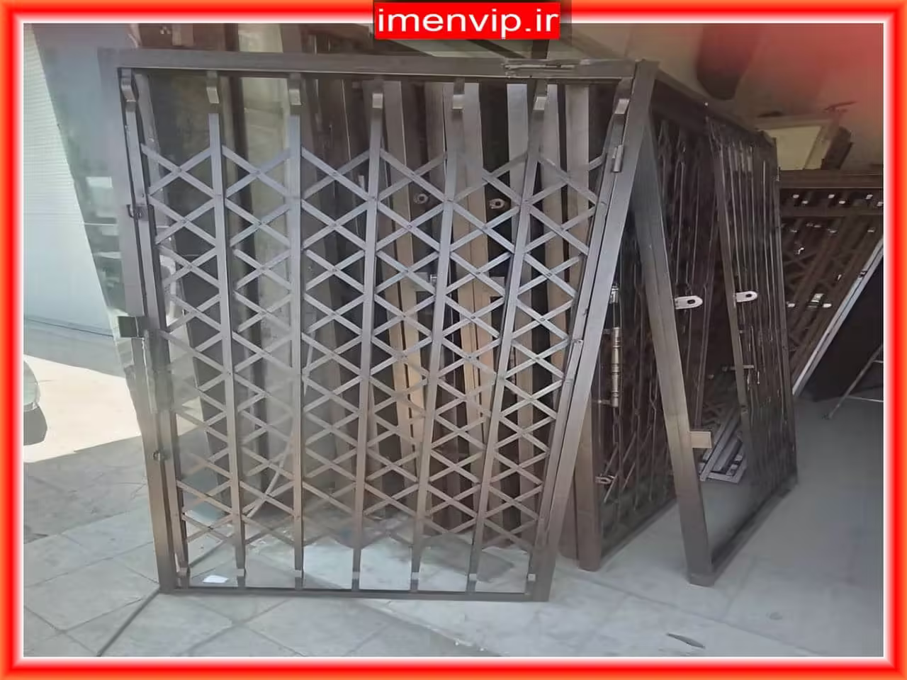 مزایای خرید و نصب درب آکاردئونی برای افزایش امنیت مزایای خرید و نصب درب آکاردئونی برای افزایش امنیت