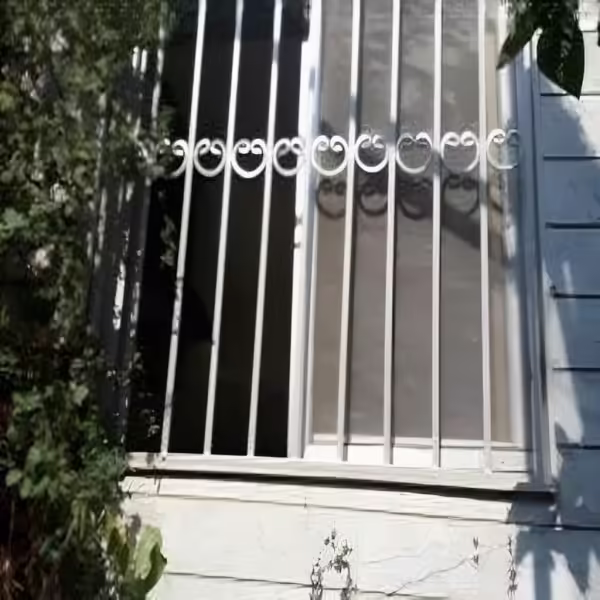 حفاظ پنجره مدل نعل اسبی با پوشش پودری ضدزنگ