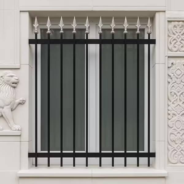 حفاظ پنجره مدل نیزه دار ساده با طراحی مینیمال