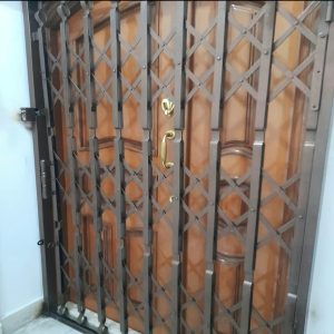عکس رنگ‌بندی طلایی و قهوه‌ای حفاظ آکاردئونی سه گل تسمه ۲.۵ سانتی متر
