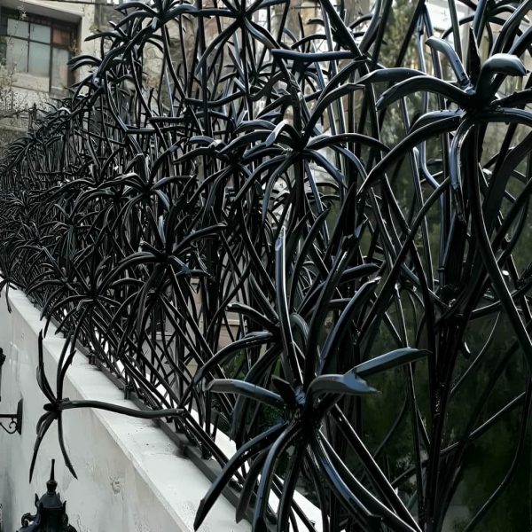 حفاظ نخل مرداب در فضای ویلایی