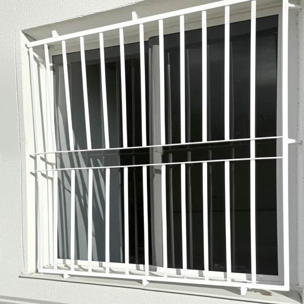 نمونه نصب حفاظ پنجره دوجداره افقی مقاوم