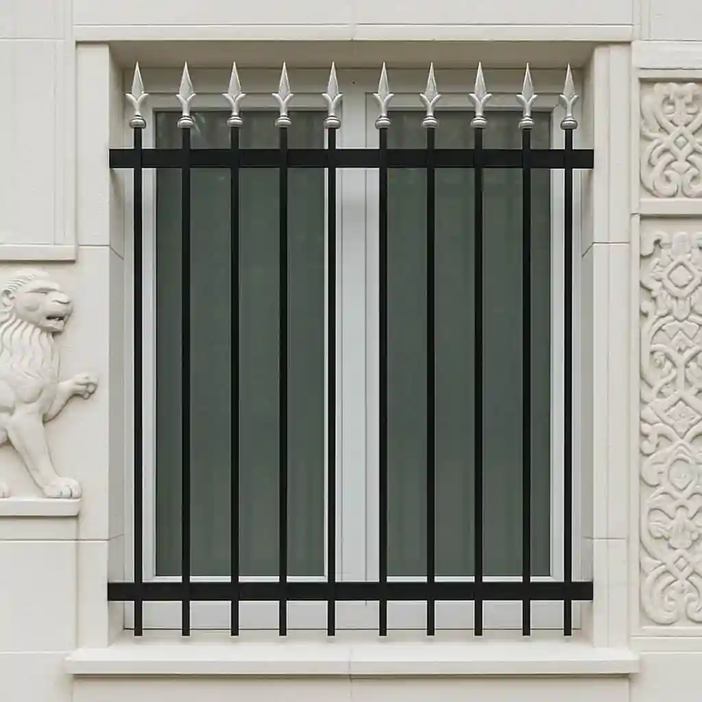 حفاظ پنجره مدل نیزه دار ساده با طراحی مینیمال