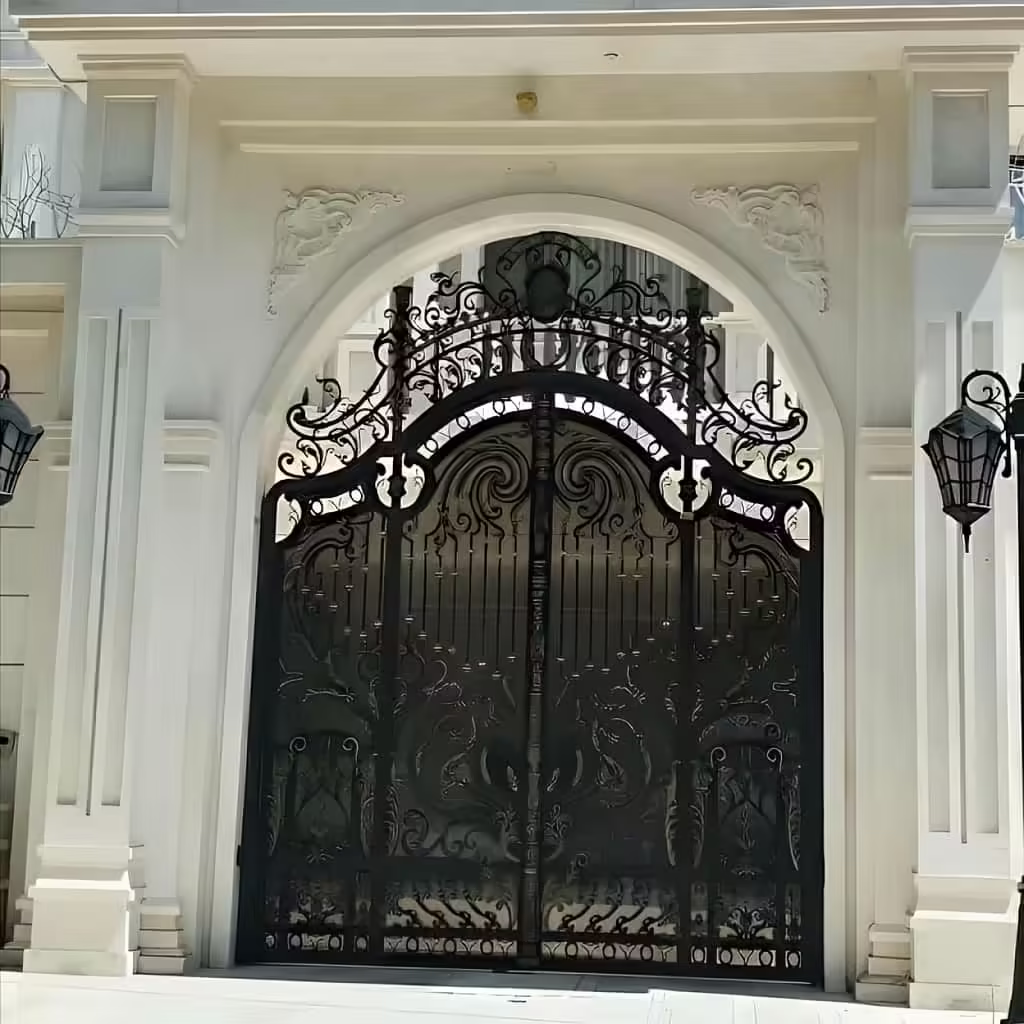 نمونه عکس درب مدل الیزه فرفورژه