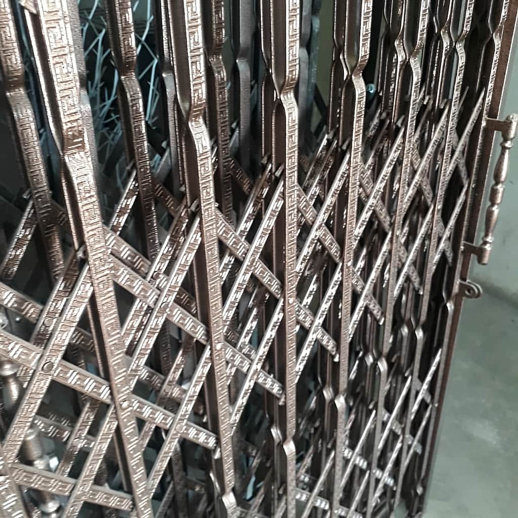 قیمت درب آکاردئونی حفاظ ساختمان سه گل در سنندج