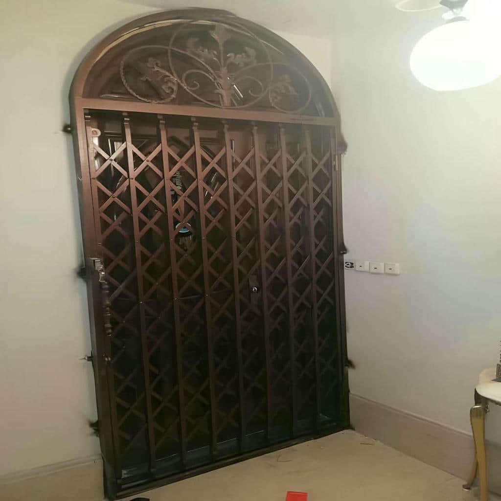 فروش درب آکاردئونی ساختمان چهارگل در سبزوار