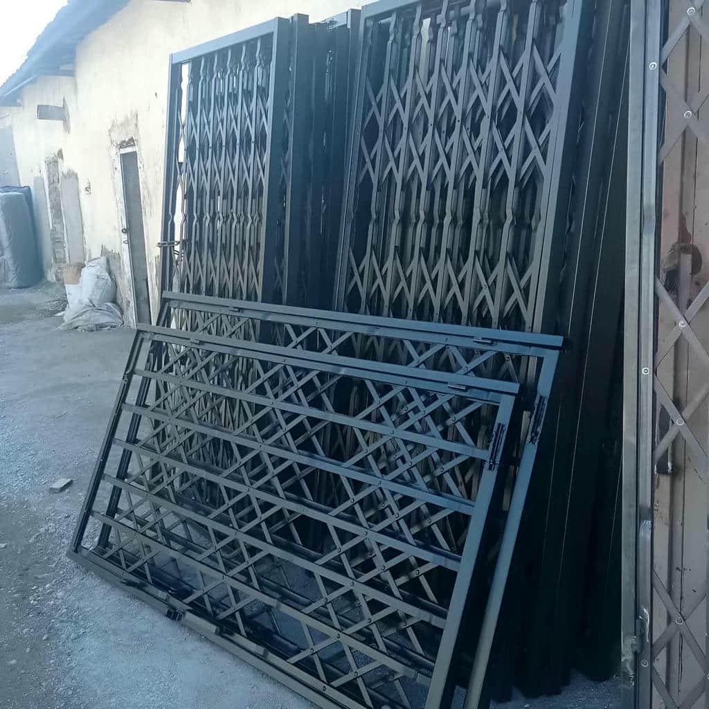 فروش درب آکاردئونی حفاظ ساختمان ضدزنگ در رفسنجان