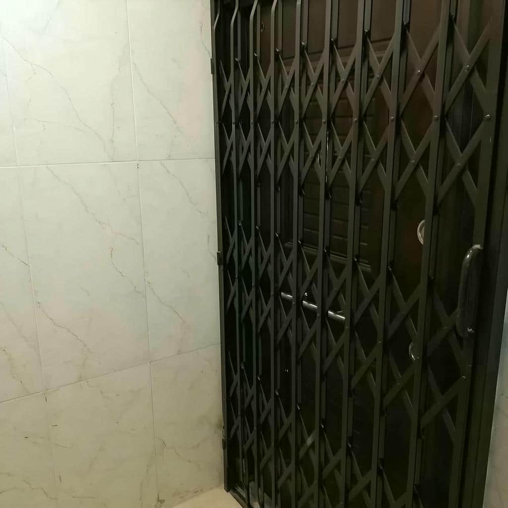 خرید درب آکاردئونی حفاظ ساختمان دوگل در ساوه