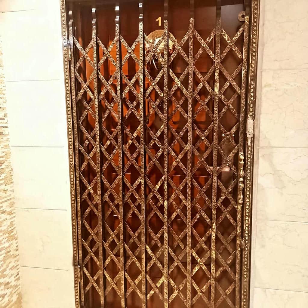 درب آکاردئونی حفاظ ساختمان در کرج