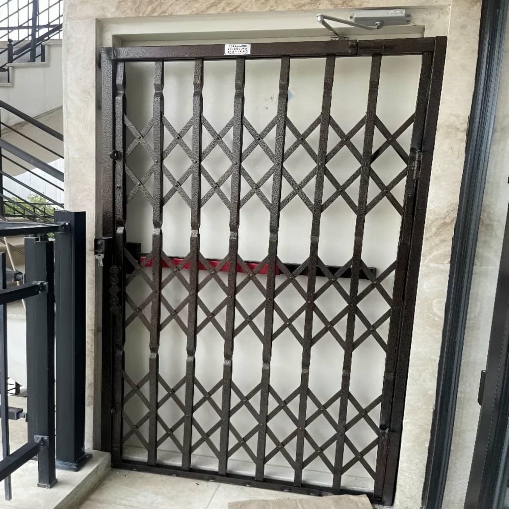 خرید درب آکاردئونی ساختمان دوگل در بندر بوشهر