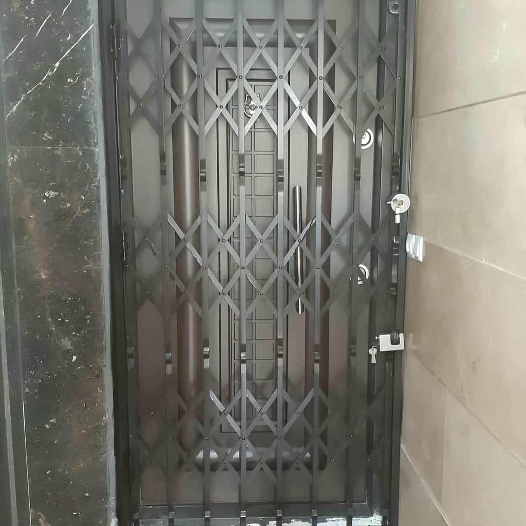 خرید درب آکاردئونی حفاظ ساختمان تقویت شده در آمل
