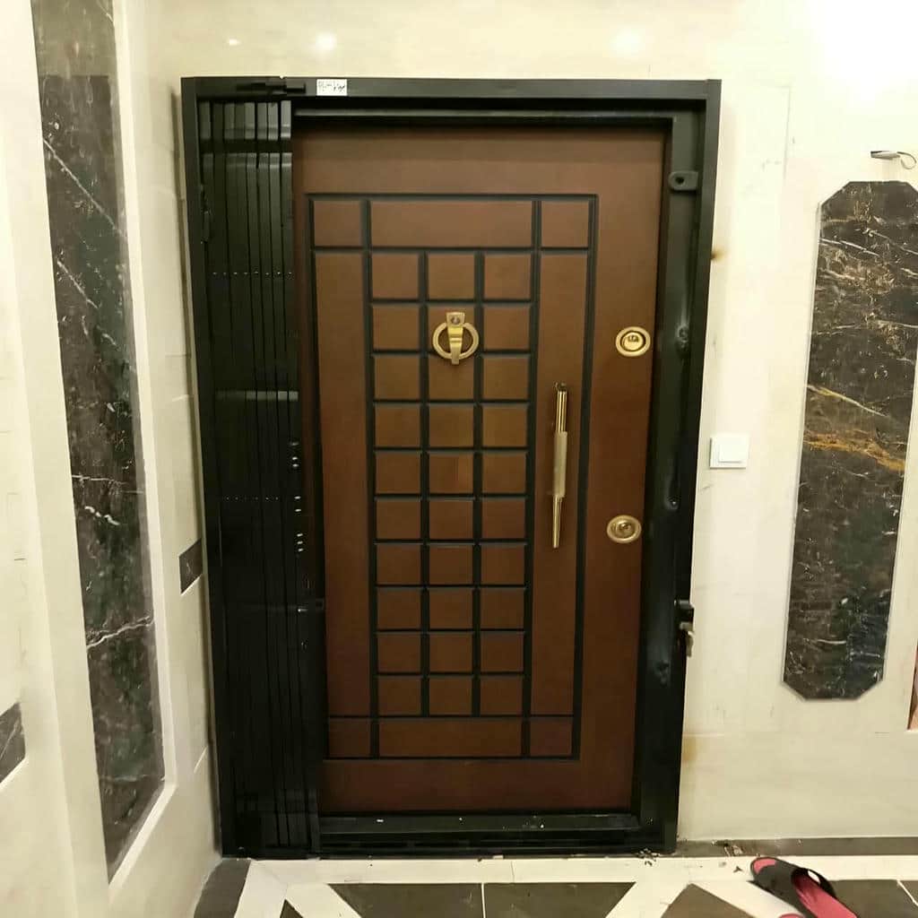 خرید درب آکاردئونی حفاظ ساختمان دوگل در ایرانشهر