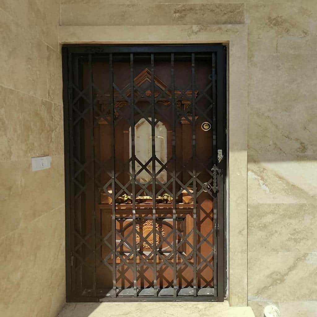 قیمت درب آکاردئونی قاب کلاسیک در طالقان