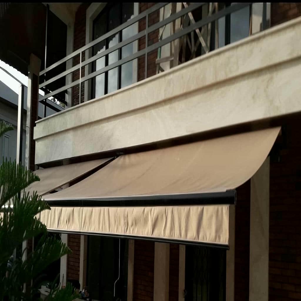 خرید سایبان برقی اتوماتیک بازویی در فیروزکوه