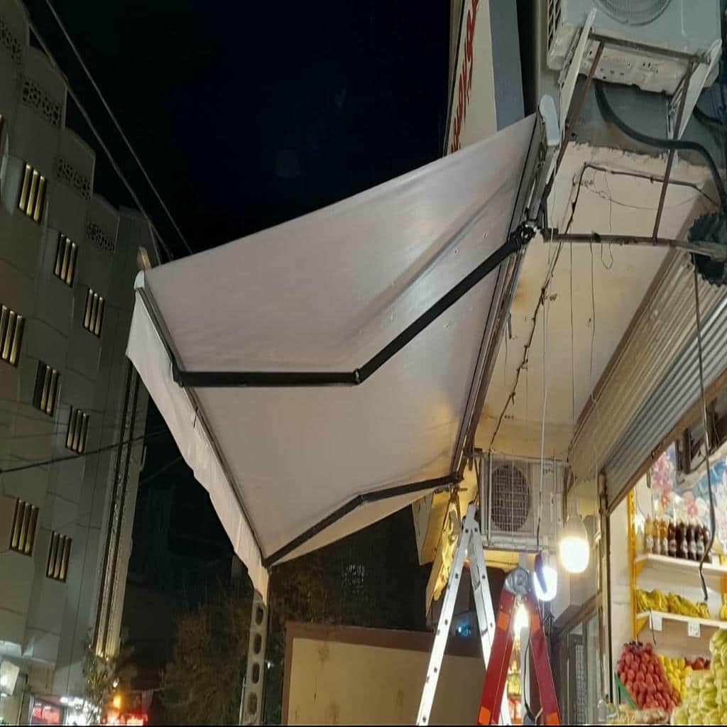 قیمت سایبان برقی اتوماتیک ریموت&zwnj;دار در کاشان
