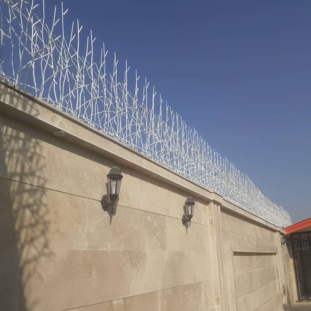 نصب حفاظ شاخ گوزنی ضدزنگ در سمنان