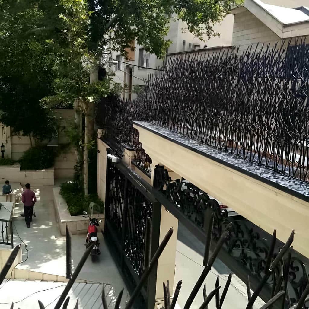 نصب حفاظ شاخ گوزنی ضدزنگ در کمال شهر