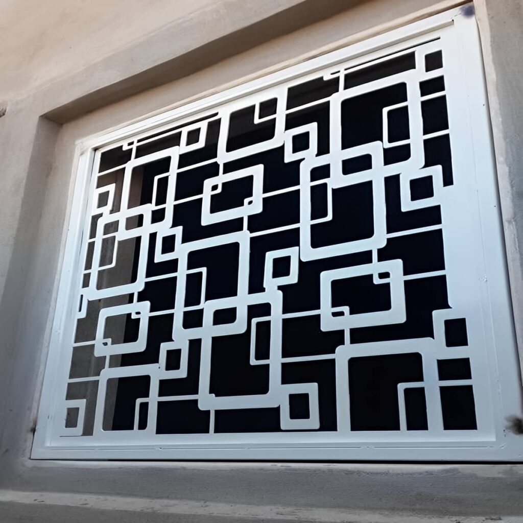 نرده حفاظ پنجره در ایرانشهر