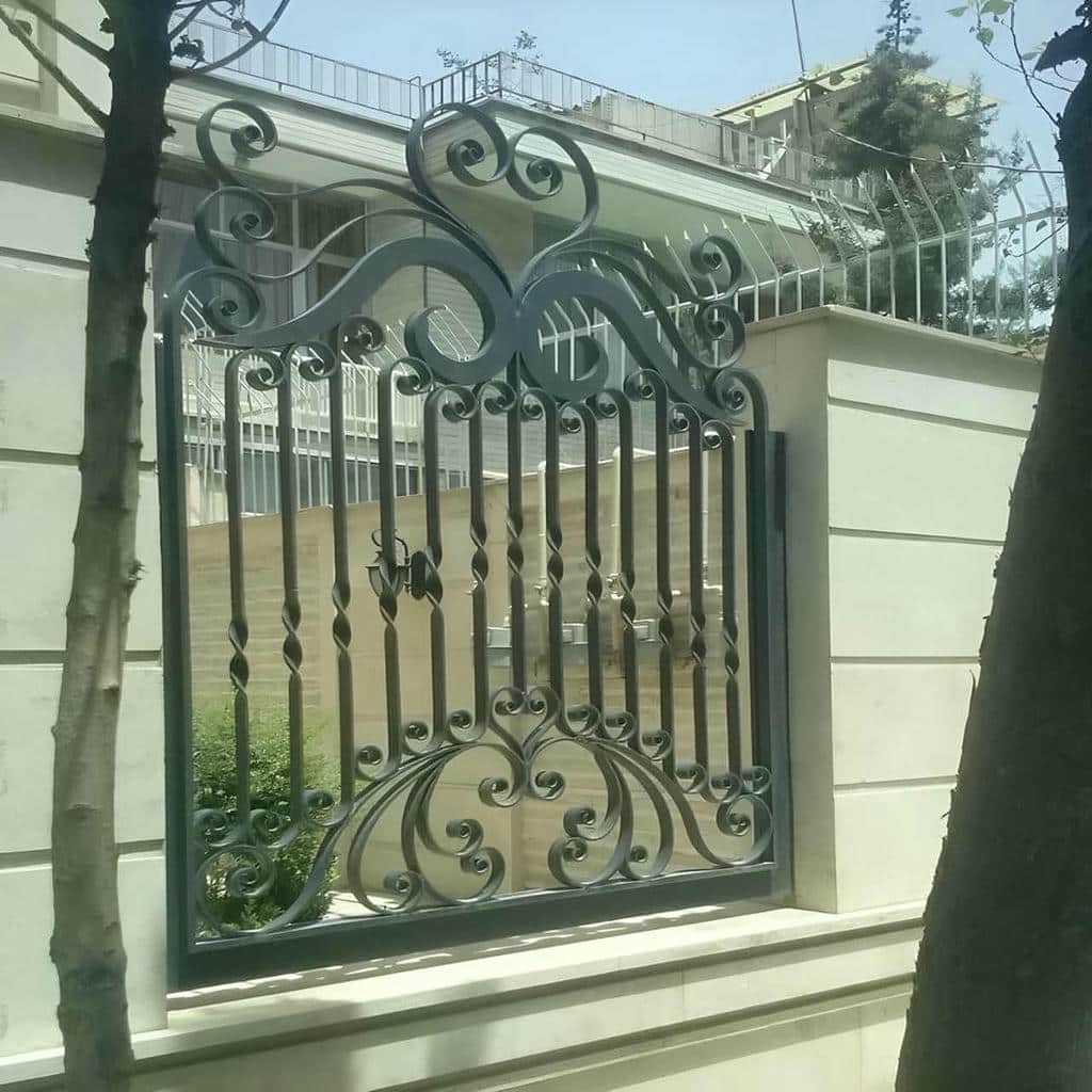 نصب نرده حفاظ پنجره مدرن در یزد