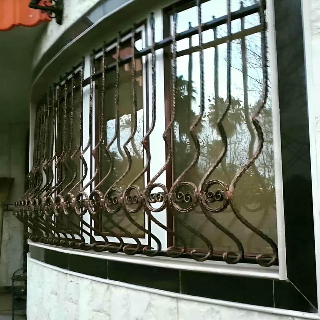 نصب نرده حفاظ پنجره مدرن در تبریز