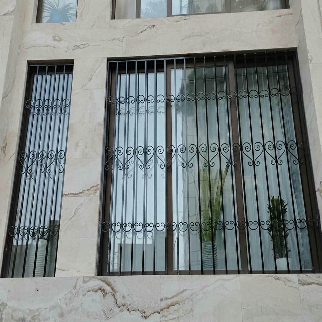نصب نرده حفاظ پنجره مدرن در نیشابور