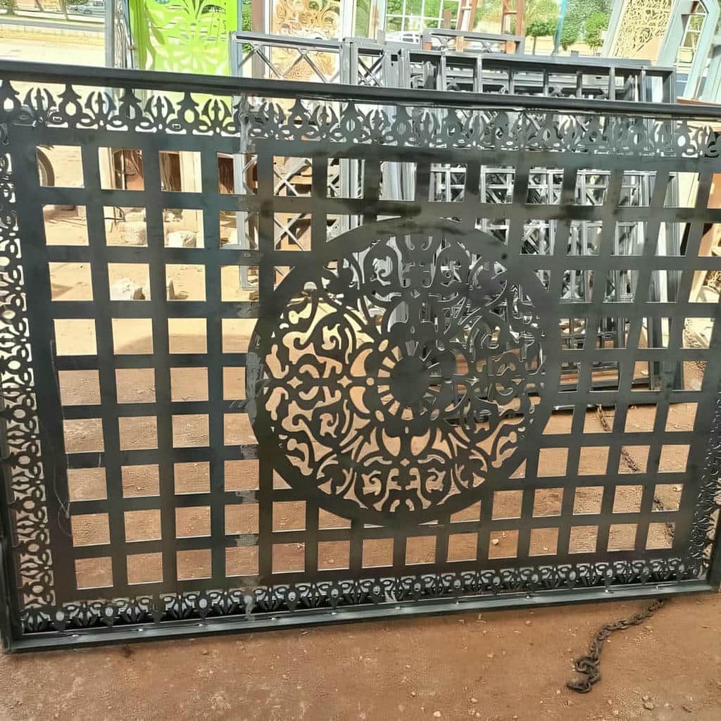 فروش نرده حفاظ پنجره کلاسیک در فشم