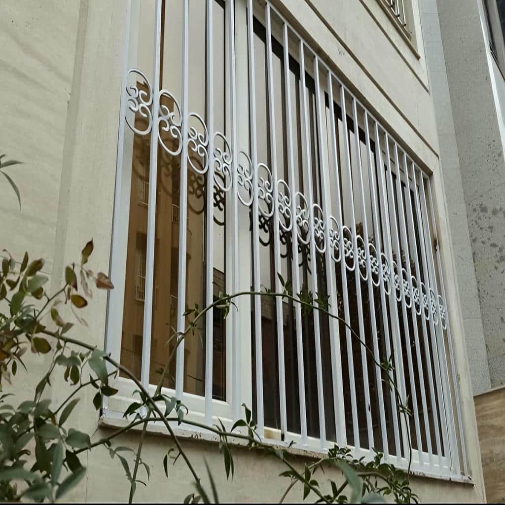 قیمت نرده حفاظ پنجره فرفورژه در کرمان