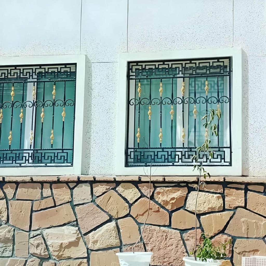 فروش نرده حفاظ پنجره کلاسیک در اندیشه
