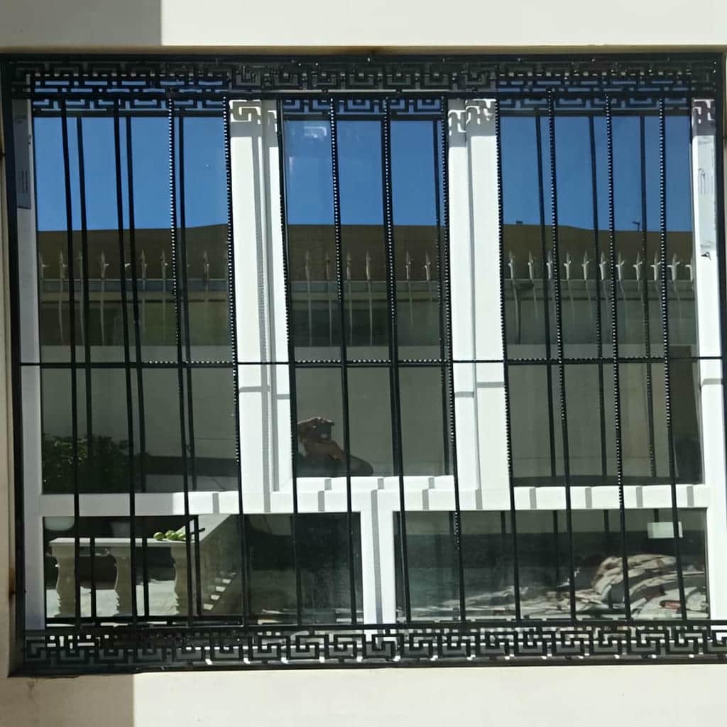 نرده حفاظ پنجره در یاسوج