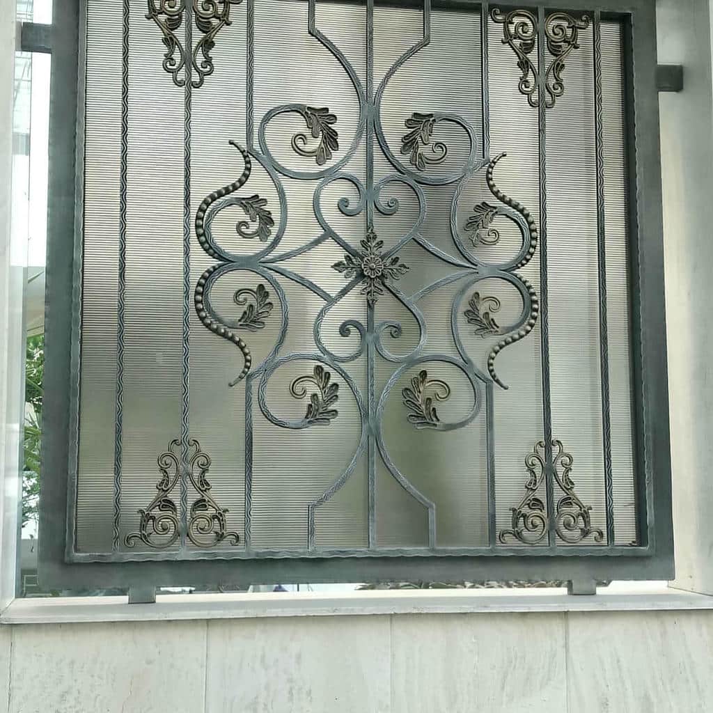 فروش نرده حفاظ پنجره کلاسیک در سقز