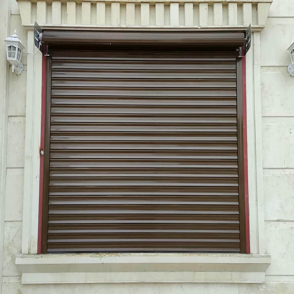 نصب کرکره برقی مغازه در قائمشهر