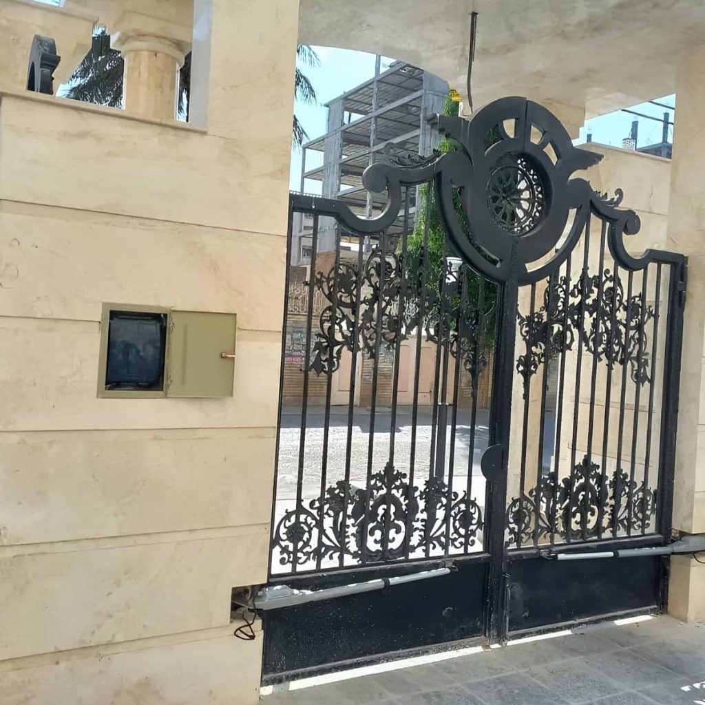 جک درب پارکینگی در کاشان
