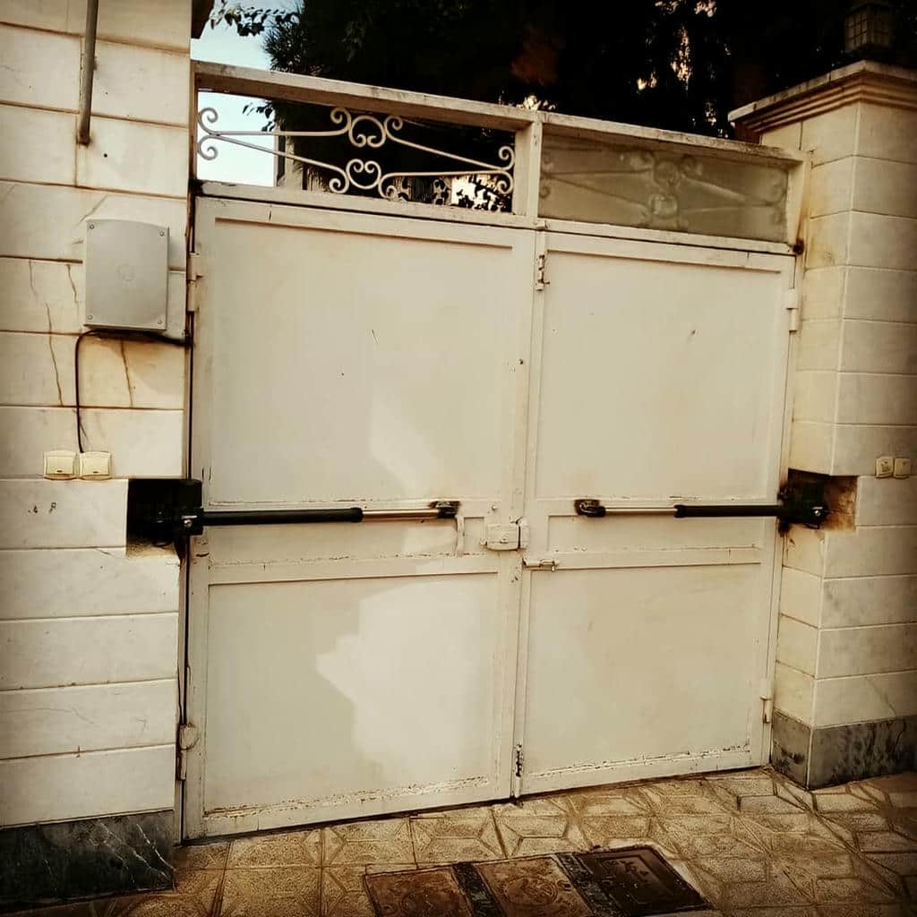 نصب جک درب پارکینگی فرمان دقیق در قشم