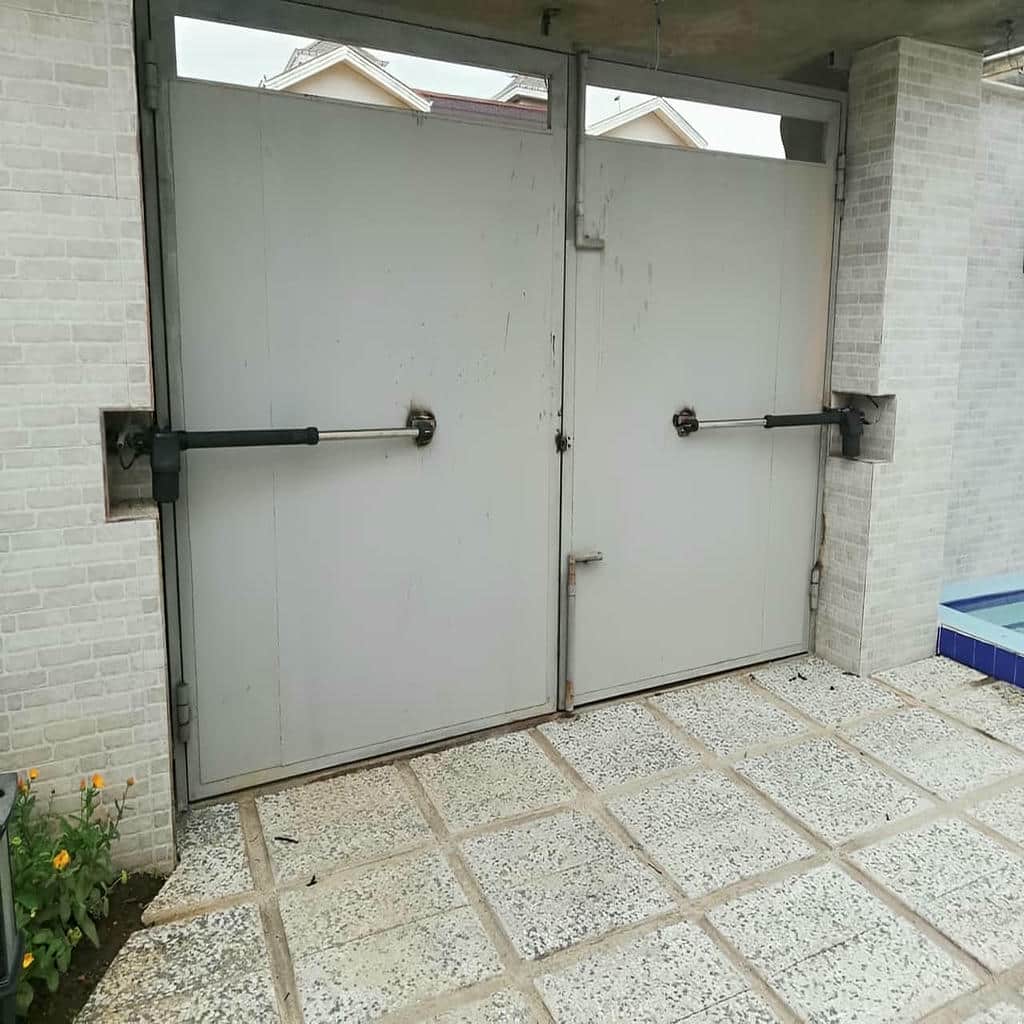 نصب جک درب پارکینگی ریموت دار در نیشابور
