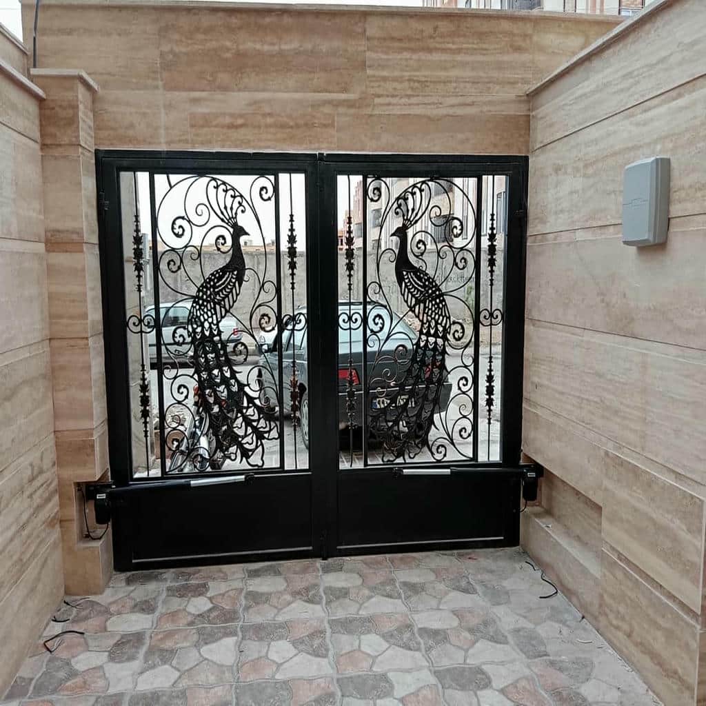 جک درب پارکینگی در ایرانشهر