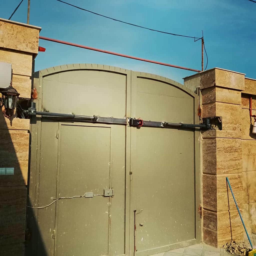 نصب جک درب پارکینگی اتوماتیک در محمودآباد