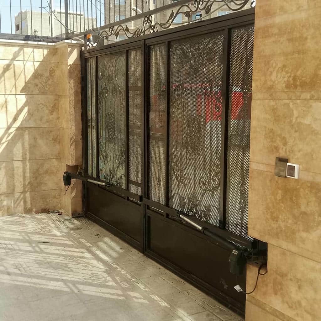 نصب جک درب پارکینگی کنترل تردد در شهرکرد