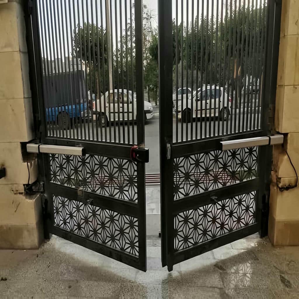 نصب جک درب پارکینگی کنترل تردد در کرمانشاه