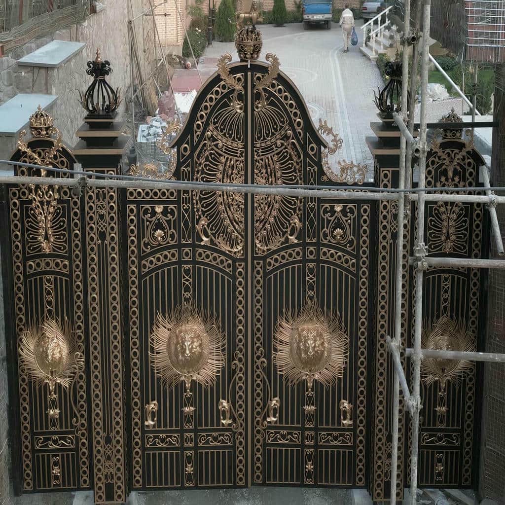 فروش درب پارکینگ فلزی حیاط ساده در مشهد