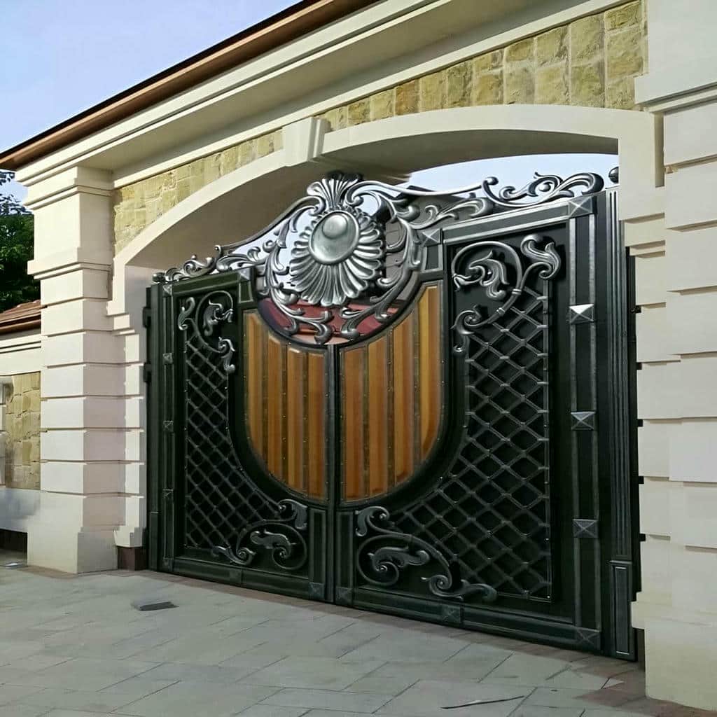 درب پارکینگ فلزی حیاط در رشت