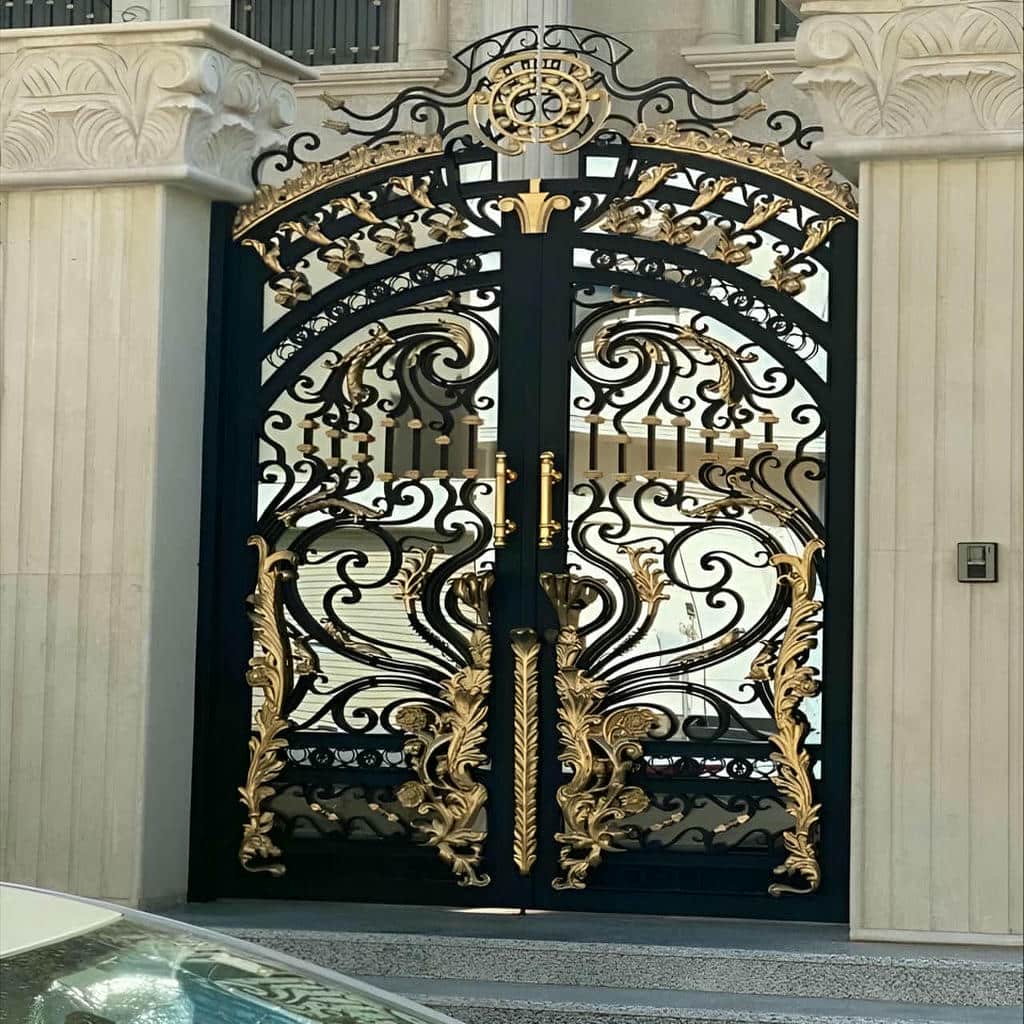 قیمت درب پارکینگ فلزی حیاط فرفورژه در طالقان