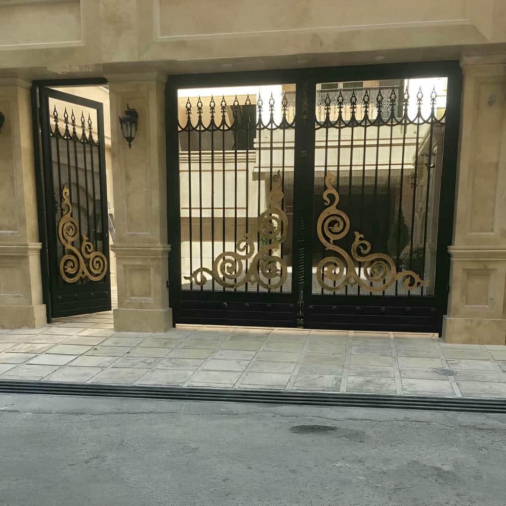 فروش درب پارکینگ فلزی حیاط رنگ مقاوم در سمنان