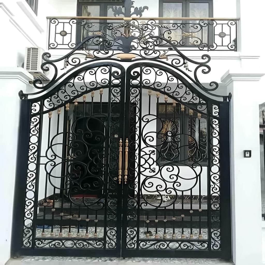 درب پارکینگ حیاط در استان گلستان