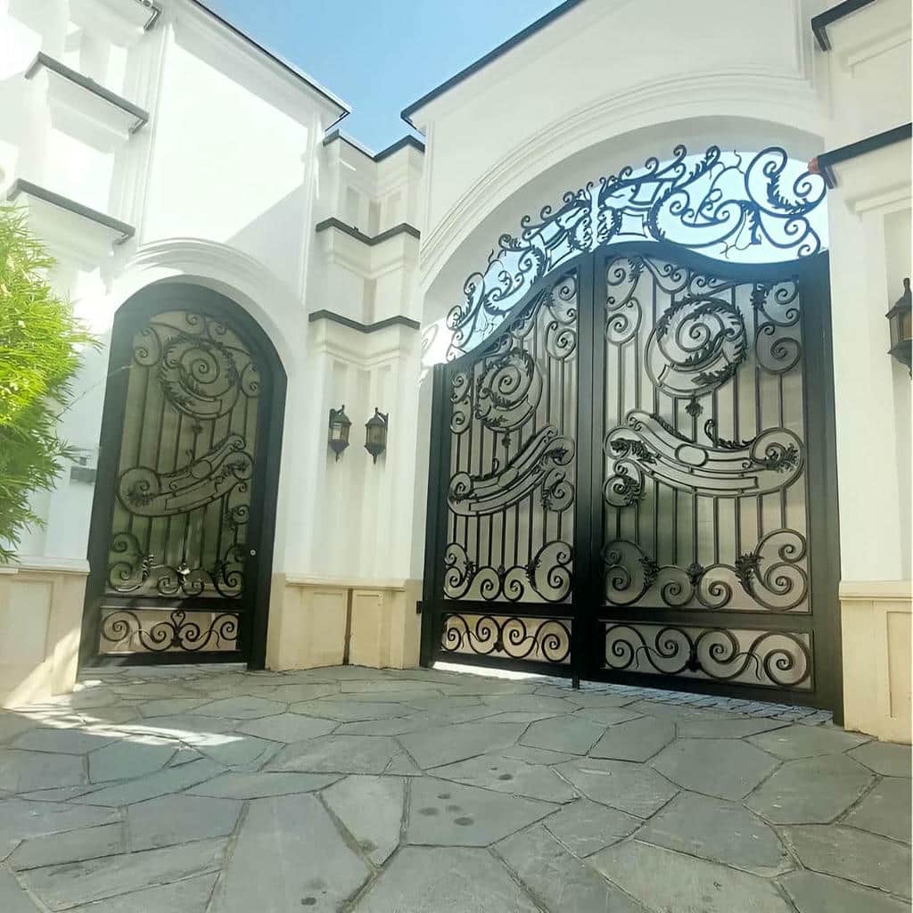 فروش درب پارکینگ فلزی حیاط دو لنگه در پردیس