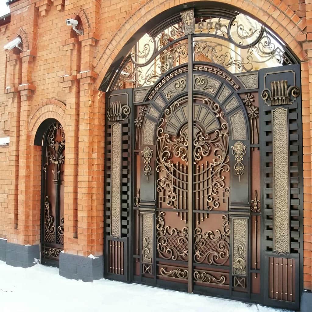 درب پارکینگ فلزی حیاط در محمدشهر
