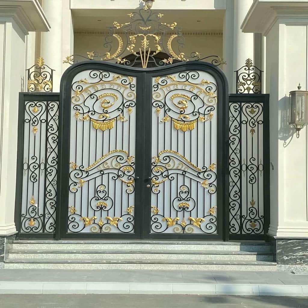 خرید درب پارکینگ فلزی حیاط فرفورژه در اشتهارد