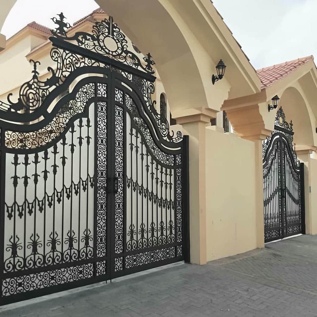 فروش درب پارکینگ فلزی حیاط ساده در سبزوار